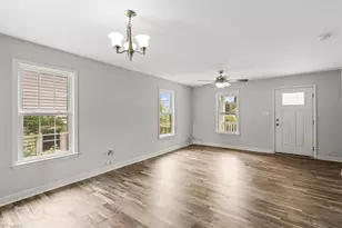 1317 Hardesty Ln, Winston-Salem, NC 27101 - Photo 7