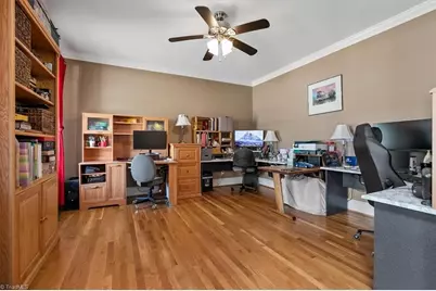 4719 Clifton Park Drive, Jamestown, NC 27282 - Photo 11