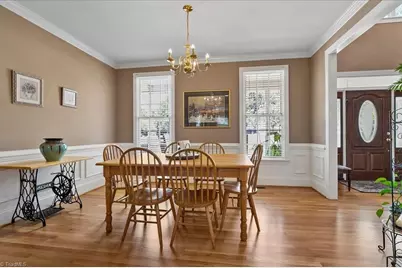 4719 Clifton Park Drive, Jamestown, NC 27282 - Photo 9