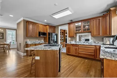 4719 Clifton Park Drive, Jamestown, NC 27282 - Photo 19
