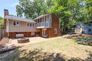 2302 Running Brook Dr, Greensboro, NC 27408 - Photo 3
