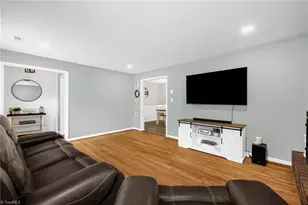 2302 Running Brook Dr, Greensboro, NC 27408 - Photo 7