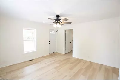 1023 Foust Avenue, High Point, NC 27260 - Photo 5