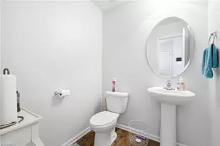 8502 Mansell Ct, Charlotte, NC 28215 - Photo 17