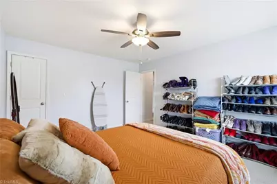 8502 Mansell Court, Charlotte, NC 28215 - Photo 19
