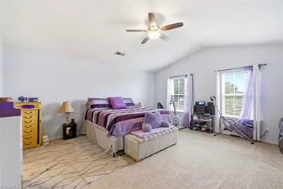 8502 Mansell Court, Charlotte, NC 28215 - Photo 25