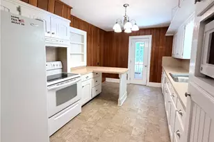 176 Robin Rd, Elkin, NC 28621 - Photo 11