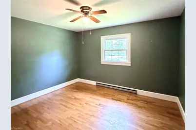 176 W Robin Road, Elkin, NC 28621 - Photo 17
