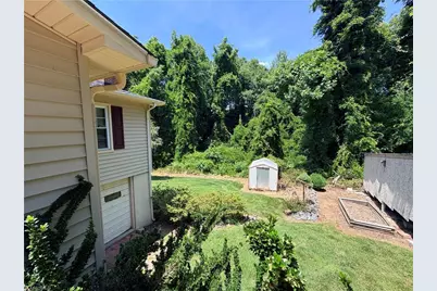 176 Robin Road, Elkin, NC 28621 - Photo 23