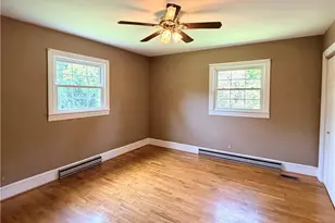 176 W Robin Rd, Elkin, NC 28621 - Photo 15