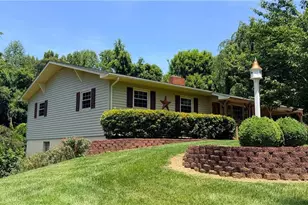 176 W Robin Rd, Elkin, NC 28621 - Photo 1