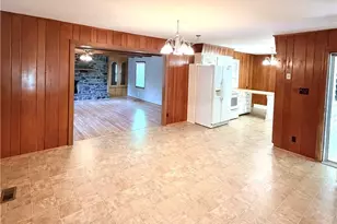 176 Robin Rd, Elkin, NC 28621 - Photo 5