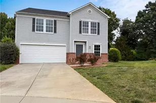 382 Kendall Dr, Winston-Salem, NC 27107 - Photo 1