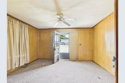 1004 Unity Street, Thomasville, NC 27360 - Photo 3
