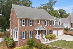 2903 Beckworth Ct, Jamestown, NC 27282 - Photo 3
