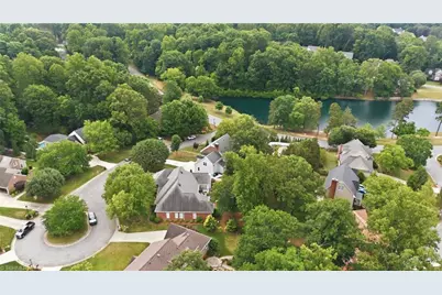 2903 Beckworth Court, Jamestown, NC 27282 - Photo 5
