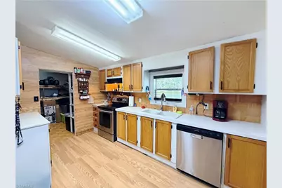1390 Cb Eller School Road, Elkin, NC 28621 - Photo 9