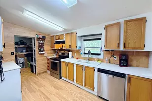 1390 Cb Eller School Rd, Elkin, NC 28621 - Photo 9