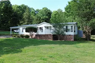 1390 Cb Eller School Rd, Elkin, NC 28621 - Photo 3