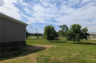 171 Greenwood St, Lexington, NC 27292 - Photo 3