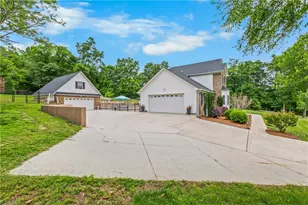 4478 Chestnut St Ext, High Point, NC 27265 - Photo 47