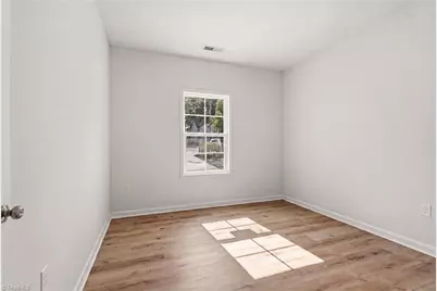 4039 Shamel Street, Winston-Salem, NC 27105 - Photo 5