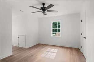 2751 Bridgeport Dr, Winston-Salem, NC 27103 - Photo 35