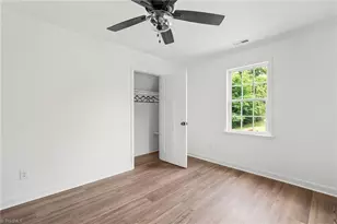 2751 Bridgeport Dr, Winston-Salem, NC 27103 - Photo 33