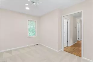 4236 Brentonshire Ln, High Point, NC 27265 - Photo 19