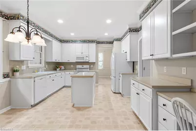 4236 Brentonshire Lane, High Point, NC 27265 - Photo 11