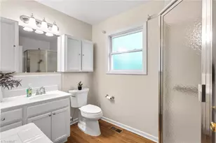 4236 Brentonshire Ln, High Point, NC 27265 - Photo 17