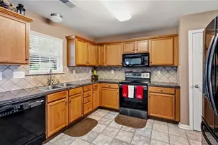 631 Marthas View Dr, Huntersville, NC 28078 - Photo 11
