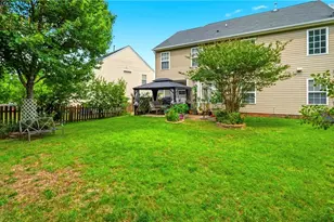 631 Marthas View Dr, Huntersville, NC 28078 - Photo 23