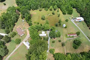 527 Riverview Rd, Lexington, NC 27292 - Photo 9