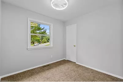 5005 Farmoor Circle, Winston-Salem, NC 27105 - Photo 25