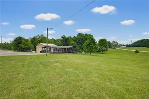 371 Arbor Grove Baptist Church Rd, North Wilkesboro, NC 28659 - Photo 31