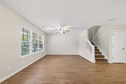 20 Sidney Marie Court, Greensboro, NC 27407 - Photo 5