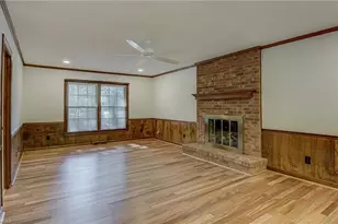 2305 Musket Ln, Greensboro, NC 27455 - Photo 5