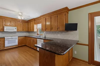 237 Rockford Road, Kernersville, NC 27284 - Photo 15