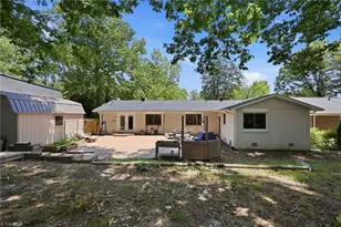 4403 Kingsland Dr, Greensboro, NC 27455 - Photo 27