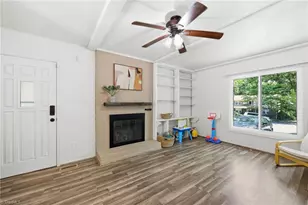 4403 Kingsland Dr, Greensboro, NC 27455 - Photo 15
