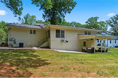 1019 Oakcrest Drive, Reidsville, NC 27320 - Photo 23