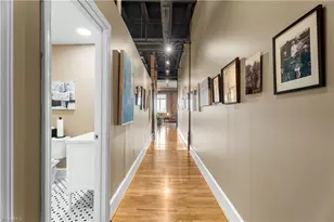 1 W 5th St, Winston-Salem, NC 27101 - Photo 25