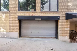 1 W 5th St, Winston-Salem, NC 27101 - Photo 31