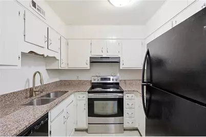 4610 Lawndale Drive #C, Greensboro, NC 27455 - Photo 7