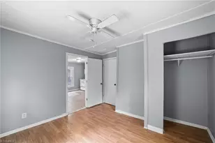 914 Lincoln St, Greensboro, NC 27401 - Photo 17