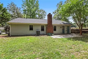 3806 Talmaga Ln, Greensboro, NC 27410 - Photo 17