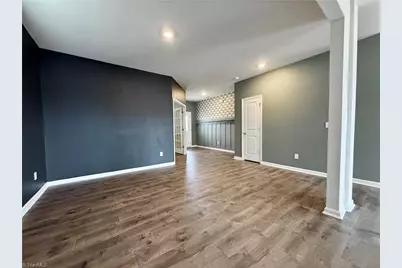 2014 Summer Walk Drive, Mebane, NC 27302 - Photo 7
