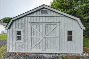 3084 Old US Hwy 52 S, Pilot Mountain, NC 27041 - Photo 15