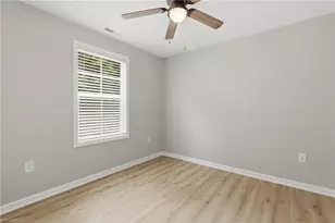 2408 Phillips Ave, Greensboro, NC 27405 - Photo 35